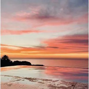 Capestays - Infinity Guest house