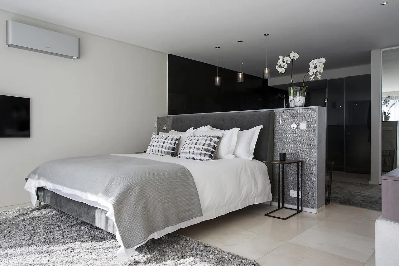 Cb-One Luxury Stay Cape Town 4*,