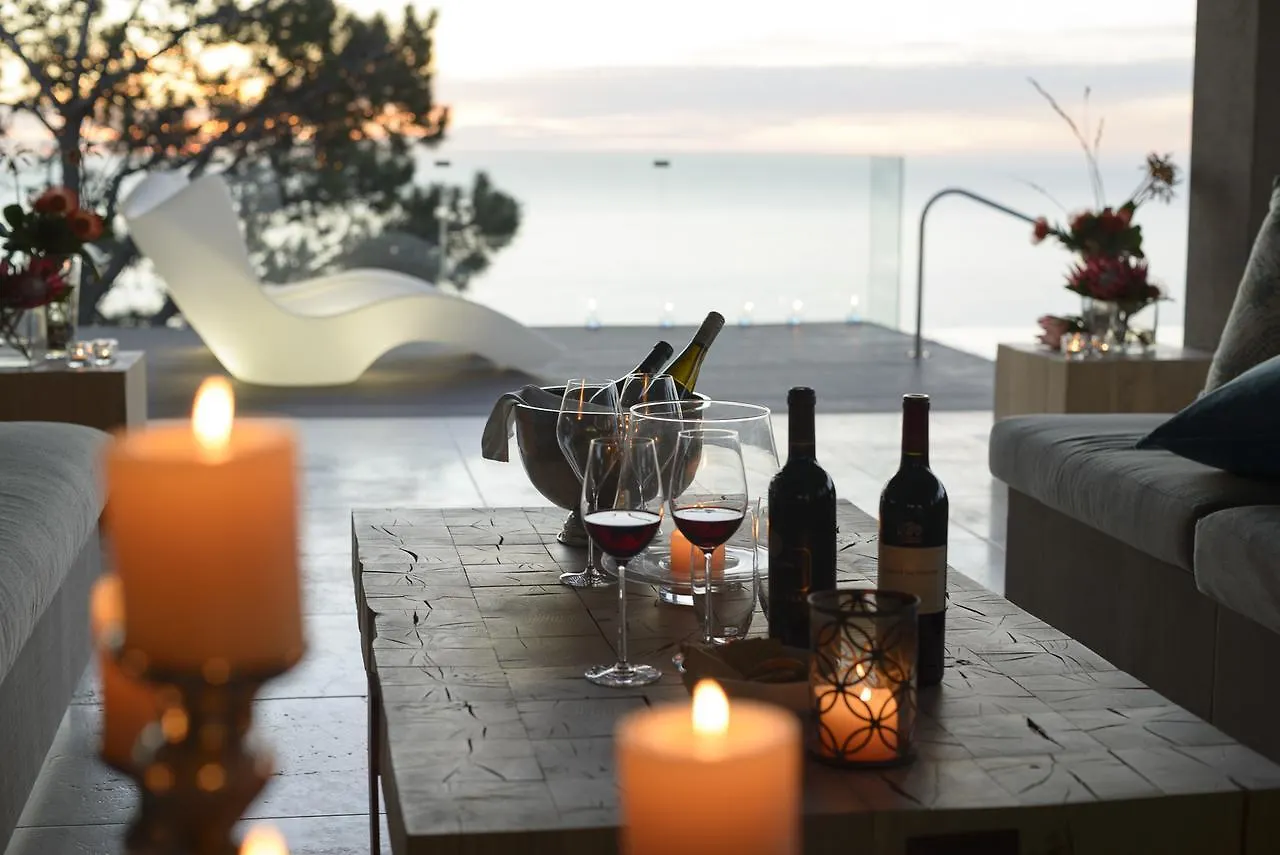 Cb-One Luxury Stay Cape Town Guest house
