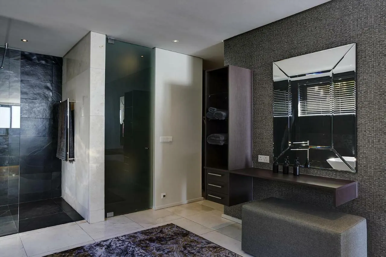 Guest house Cb-One Luxury Stay Cape Town
