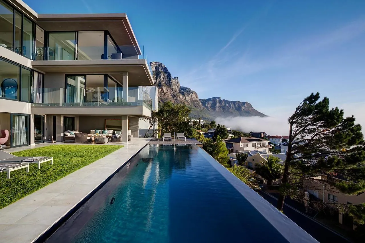 Cb-One Luxury Stay location